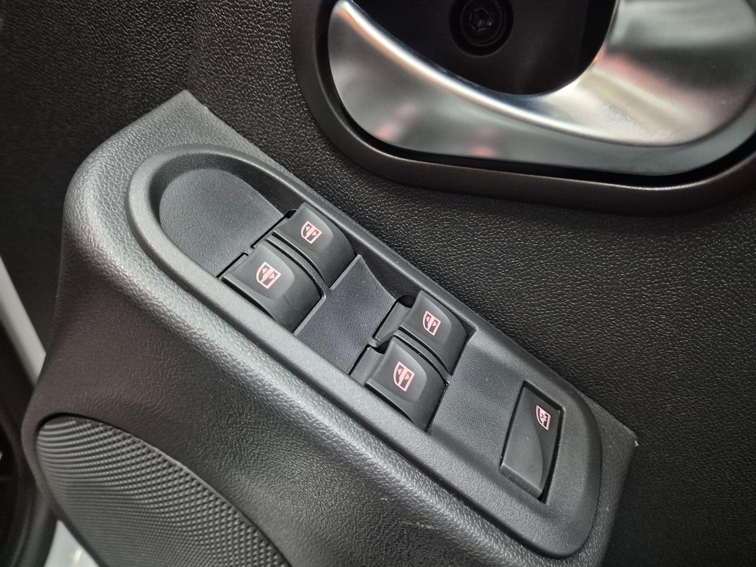 Used Dacia Duster 2017 for sale - 76121595: Photo 14