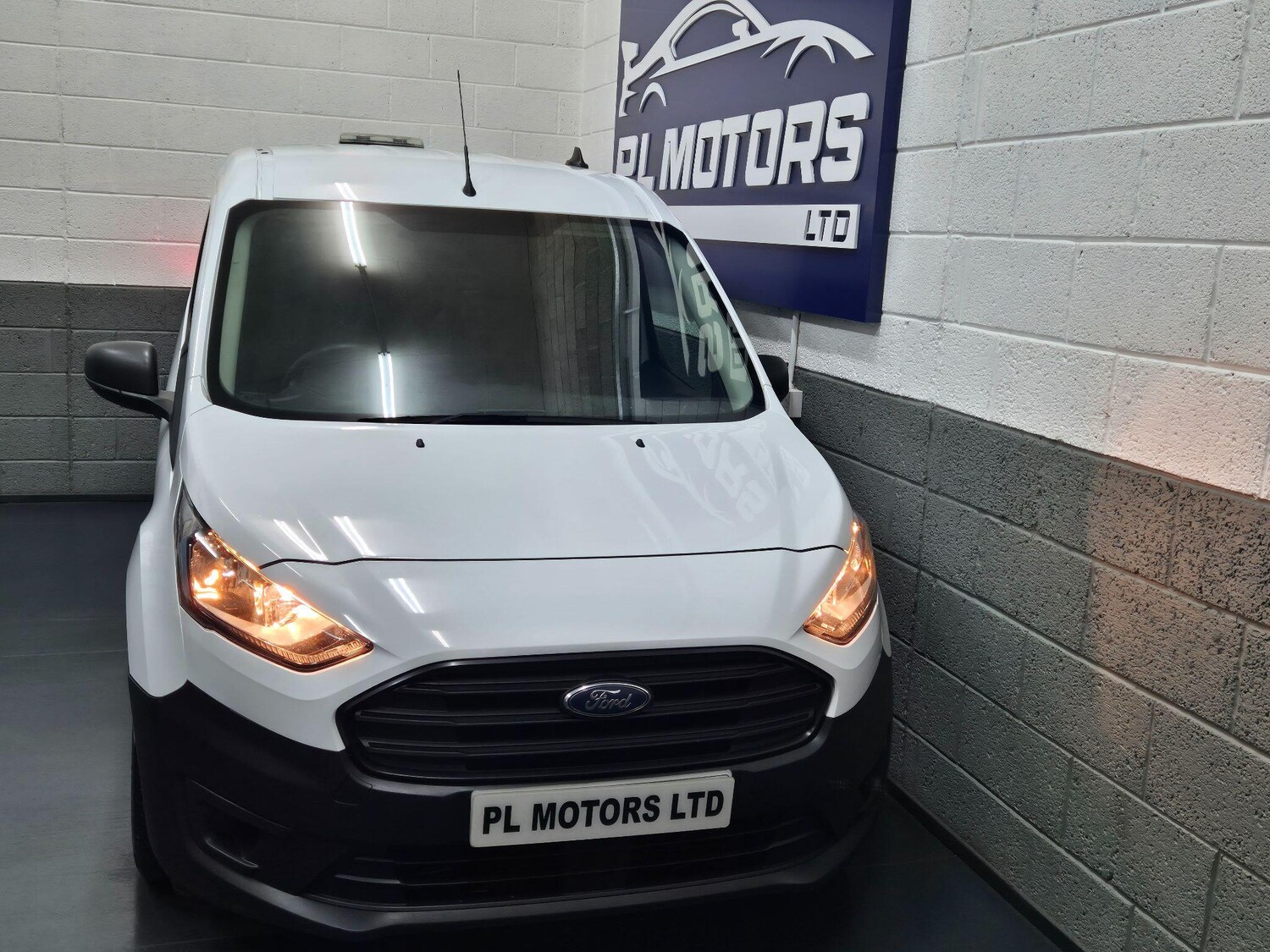 Used Ford Transit Connect 2021 for sale - 76121564: Photo 3