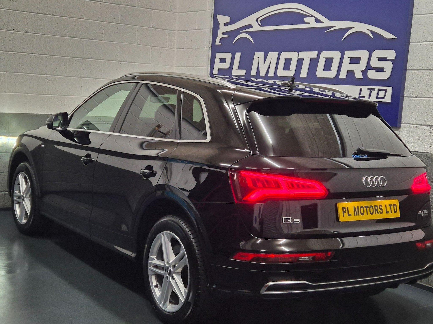 Used Audi Q5 2019 for sale - 76238787: Photo 2