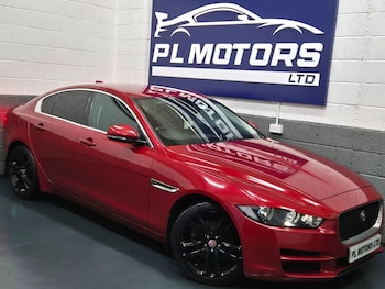 Used Jaguar XE 2019 for sale - 76348831: Photo