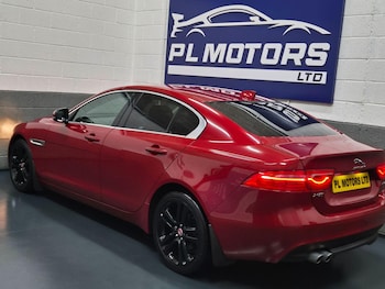 Used Jaguar XE 2019 for sale - 76348831: Photo