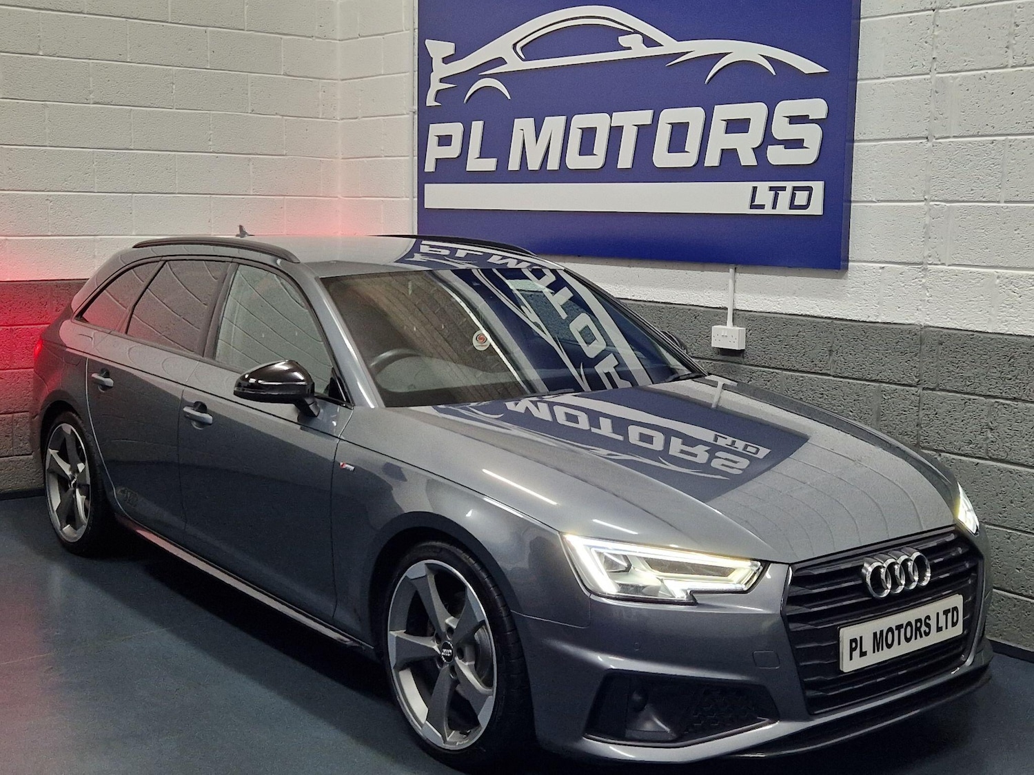 Used Audi A4 Avant 2019 for sale - 76136416: Photo 3