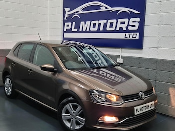 Used Volkswagen Polo 2016 for sale - 76121515: Photo
