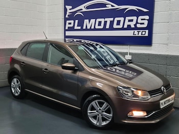 Used Volkswagen Polo 2016 for sale - 76121515: Photo