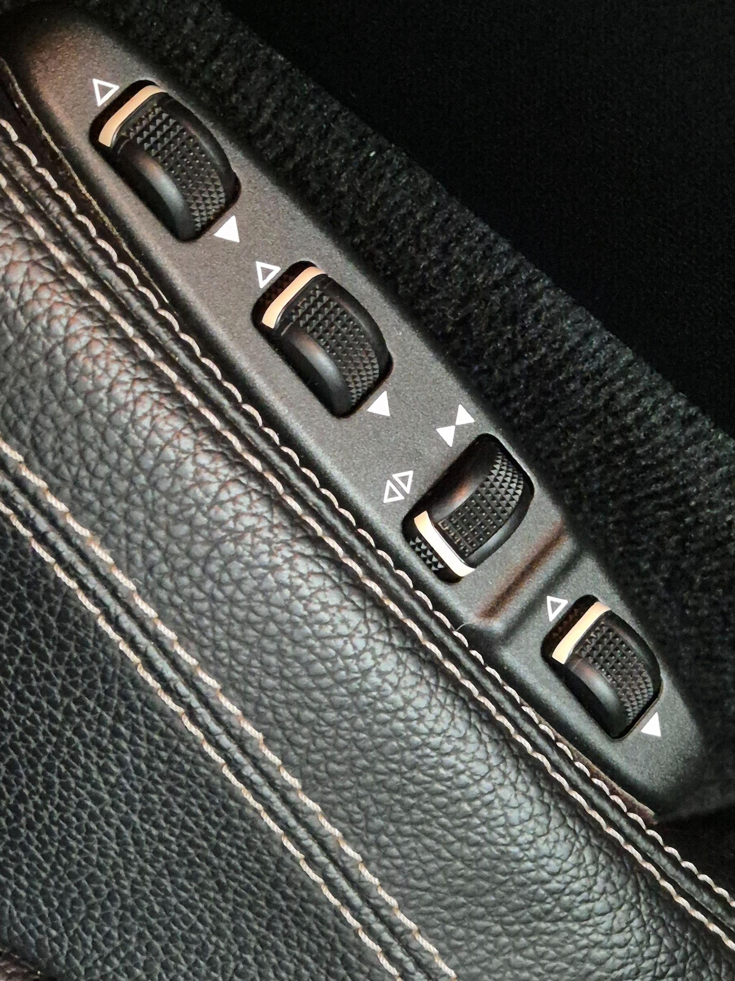 Used Mercedes-Benz E Class 2013 for sale - 76667352: Photo 16