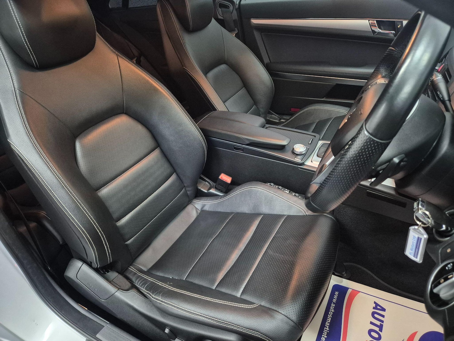 Used Mercedes-Benz E Class 2013 for sale - 76667352: Photo 34