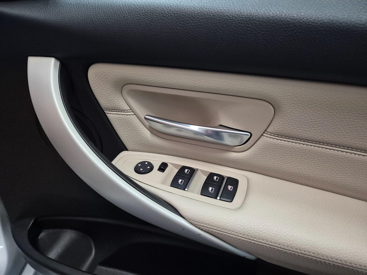 Used BMW 3 Series 2018 for sale - 76121435: Photo 14