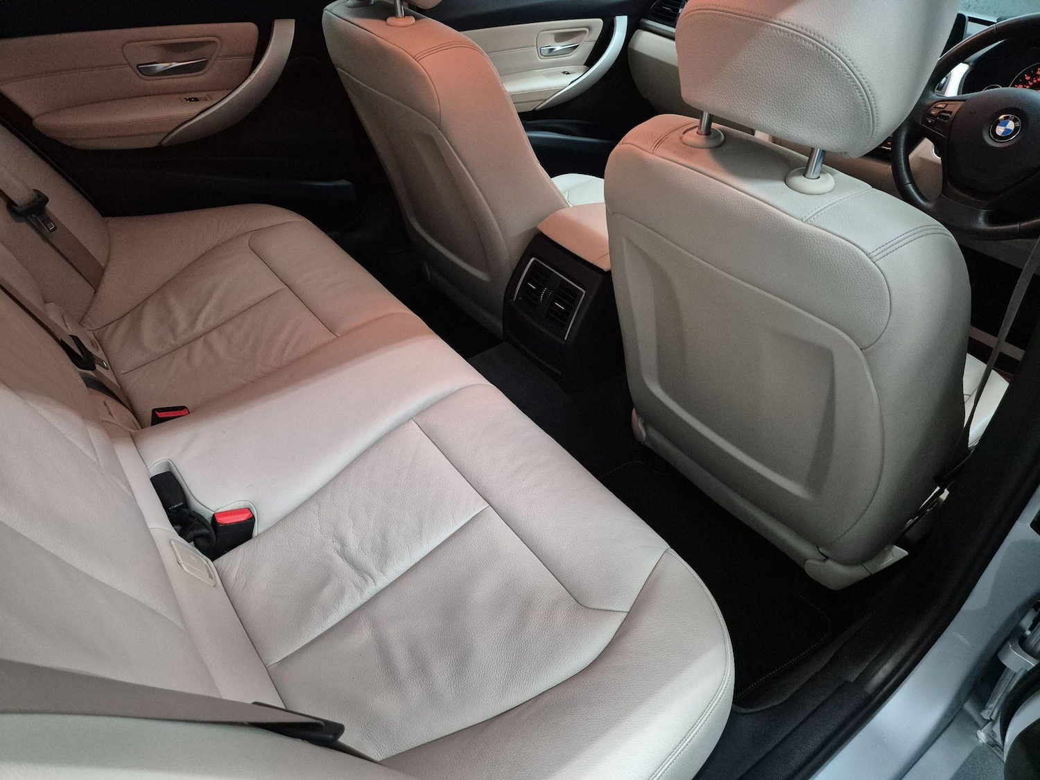 Used BMW 3 Series 2018 for sale - 76121435: Photo 16