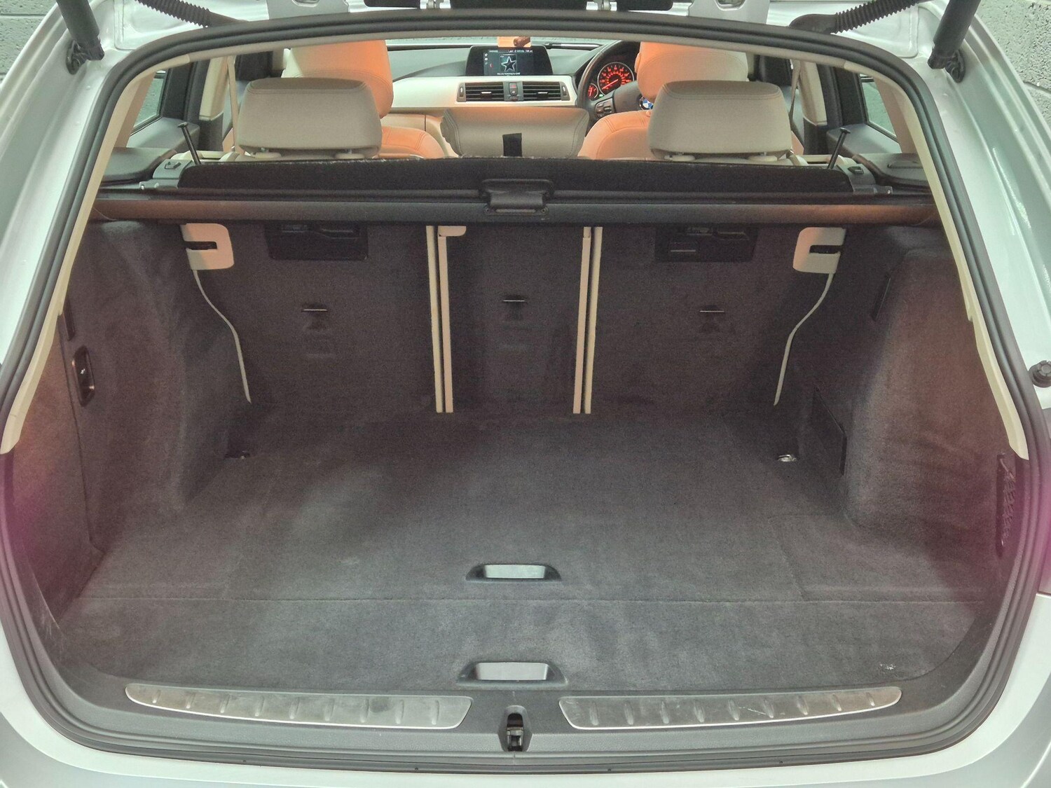 Used BMW 3 Series 2018 for sale - 76121435: Photo 26