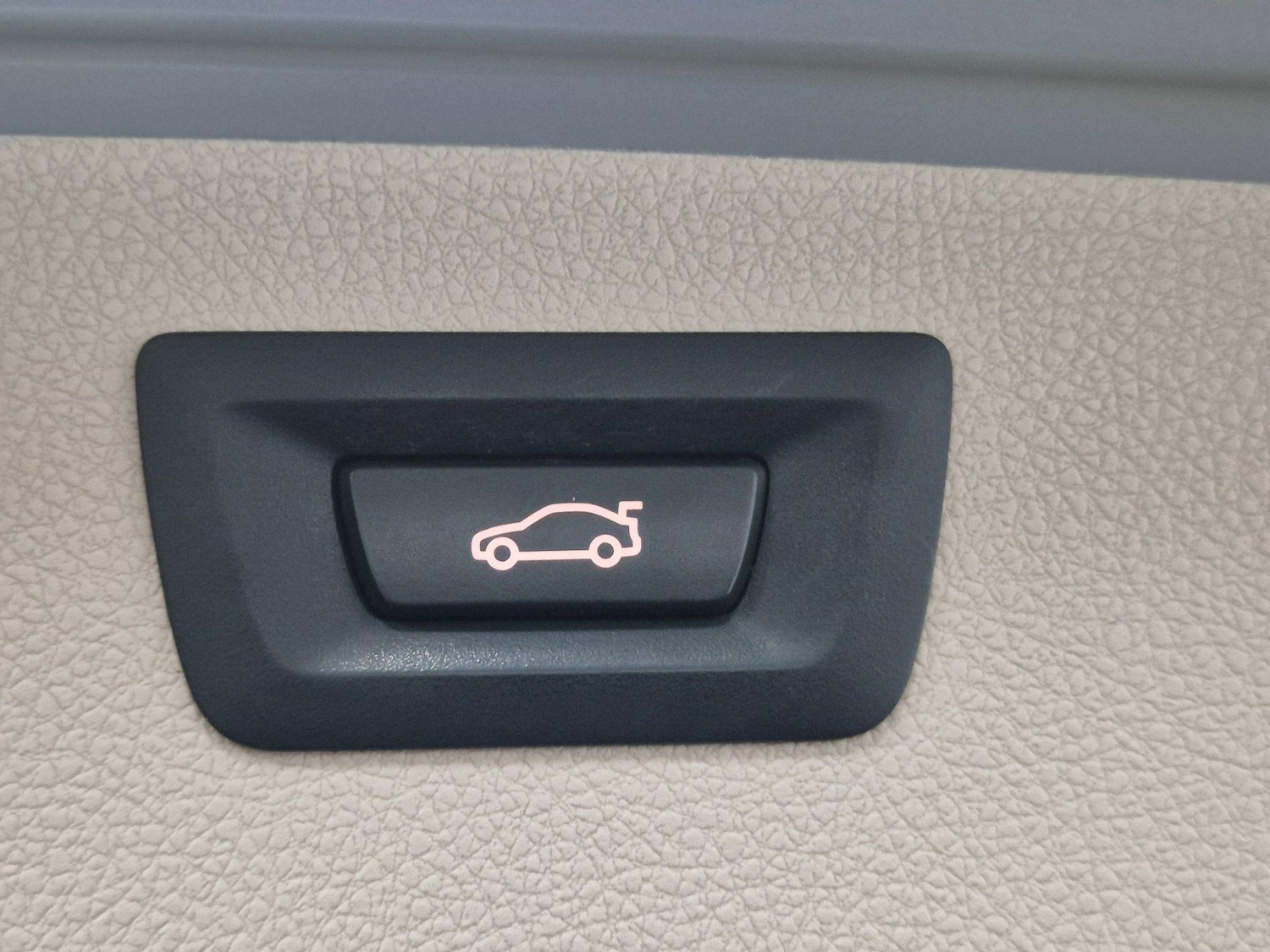 Used BMW 3 Series 2018 for sale - 76121435: Photo 27