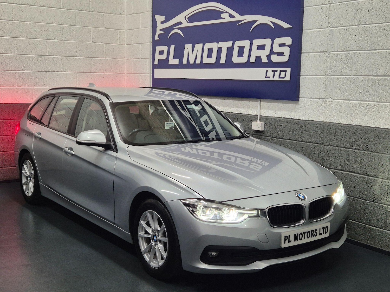 Used BMW 3 Series 2018 for sale - 76121435: Photo 5
