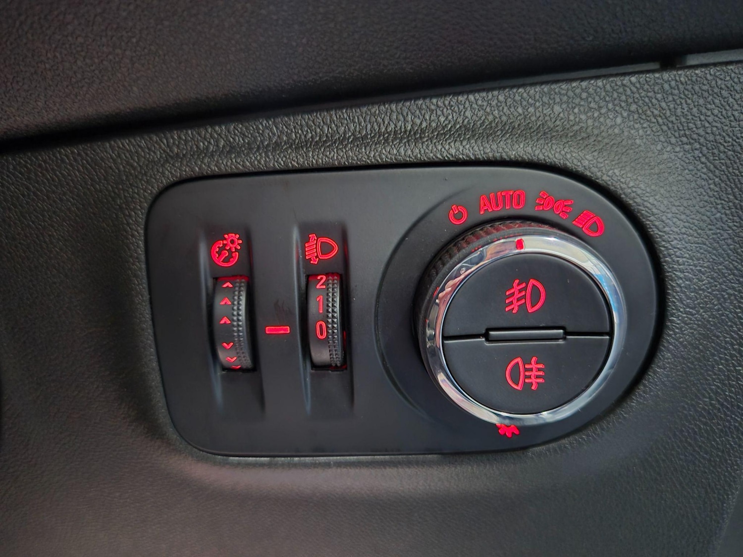 Used Vauxhall Corsa 2018 for sale - 76122874: Photo 16