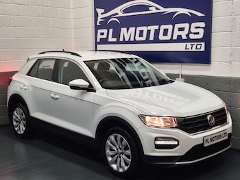 Used Volkswagen T-Roc 2019 for sale - 76122693: Photo