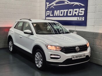 Used Volkswagen T-Roc 2019 for sale - 76122693: Photo