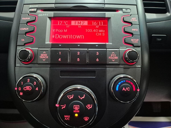Used Kia Soul 2011 for sale - 76226810: Photo 17