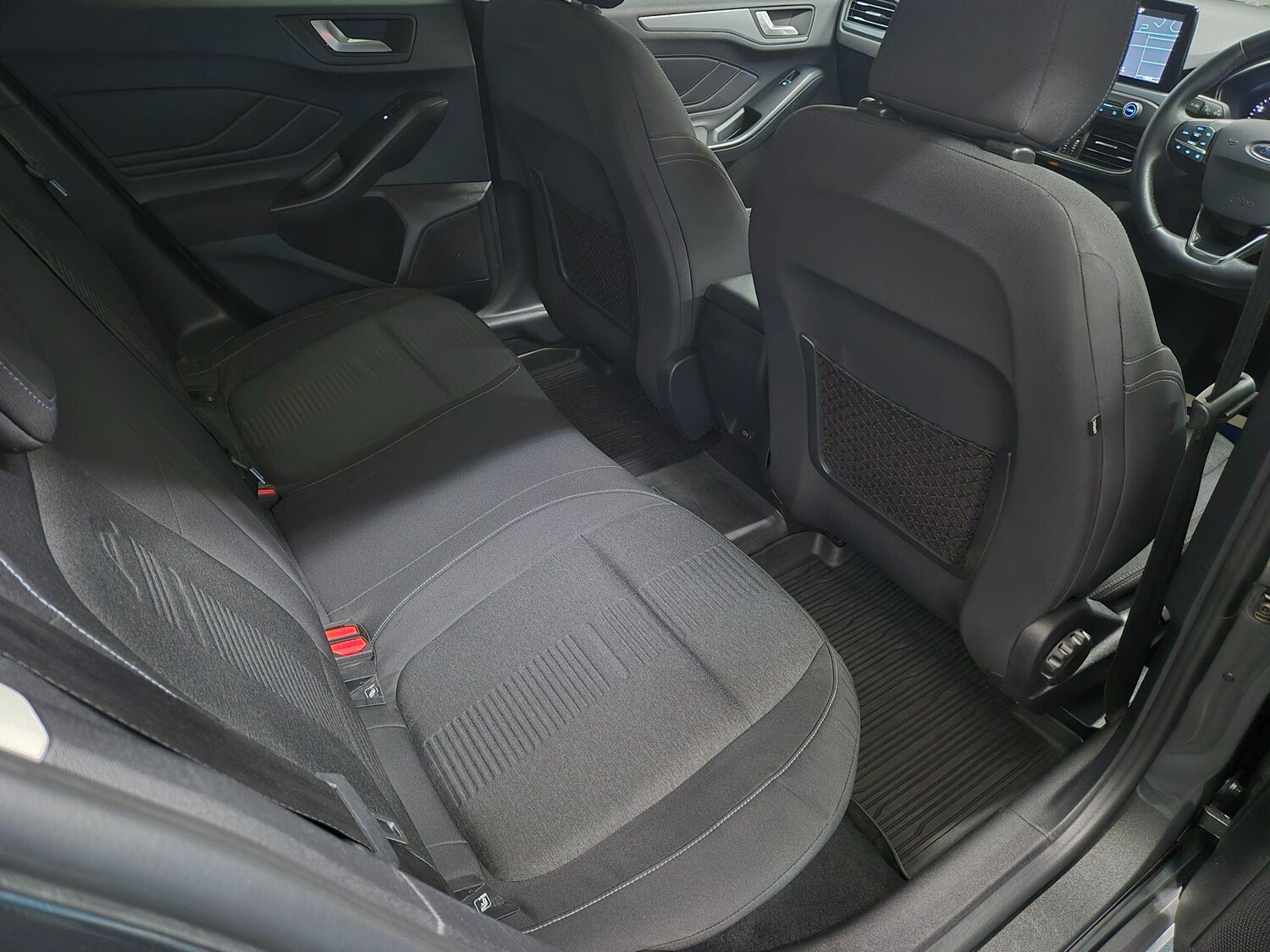 Used Ford Focus 2019 for sale - 76121981: Photo 14