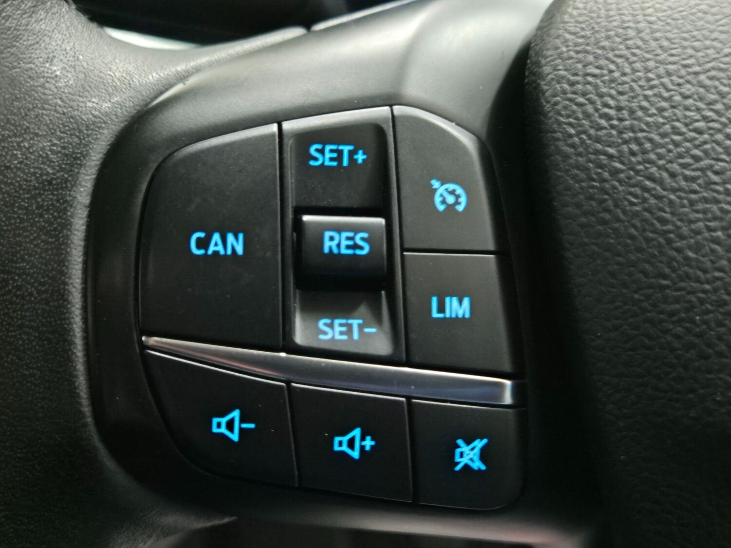 Used Ford Focus 2019 for sale - 76121981: Photo 18