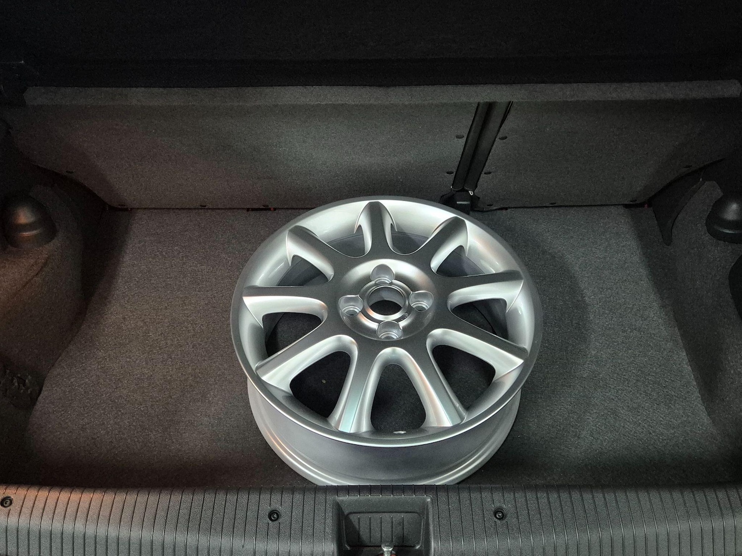 Used Vauxhall Corsa for sale - 76476683: Photo 28