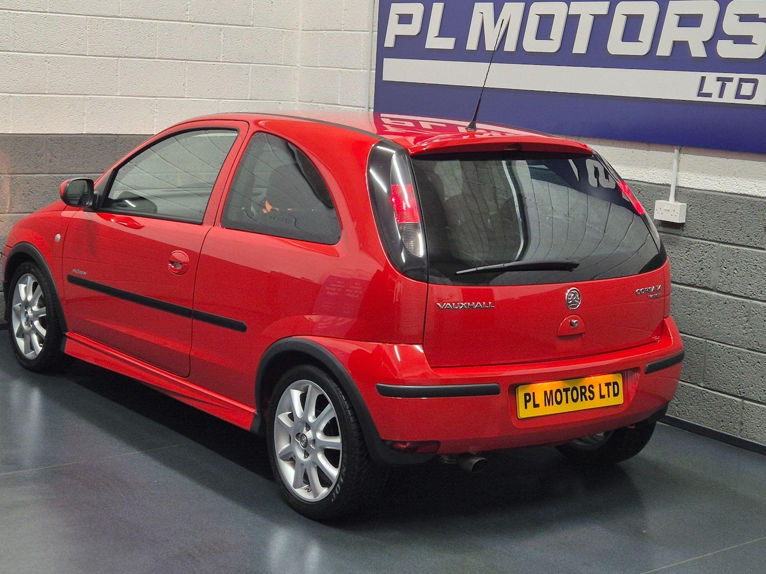 Used Vauxhall Corsa for sale - 76476683: Photo 8