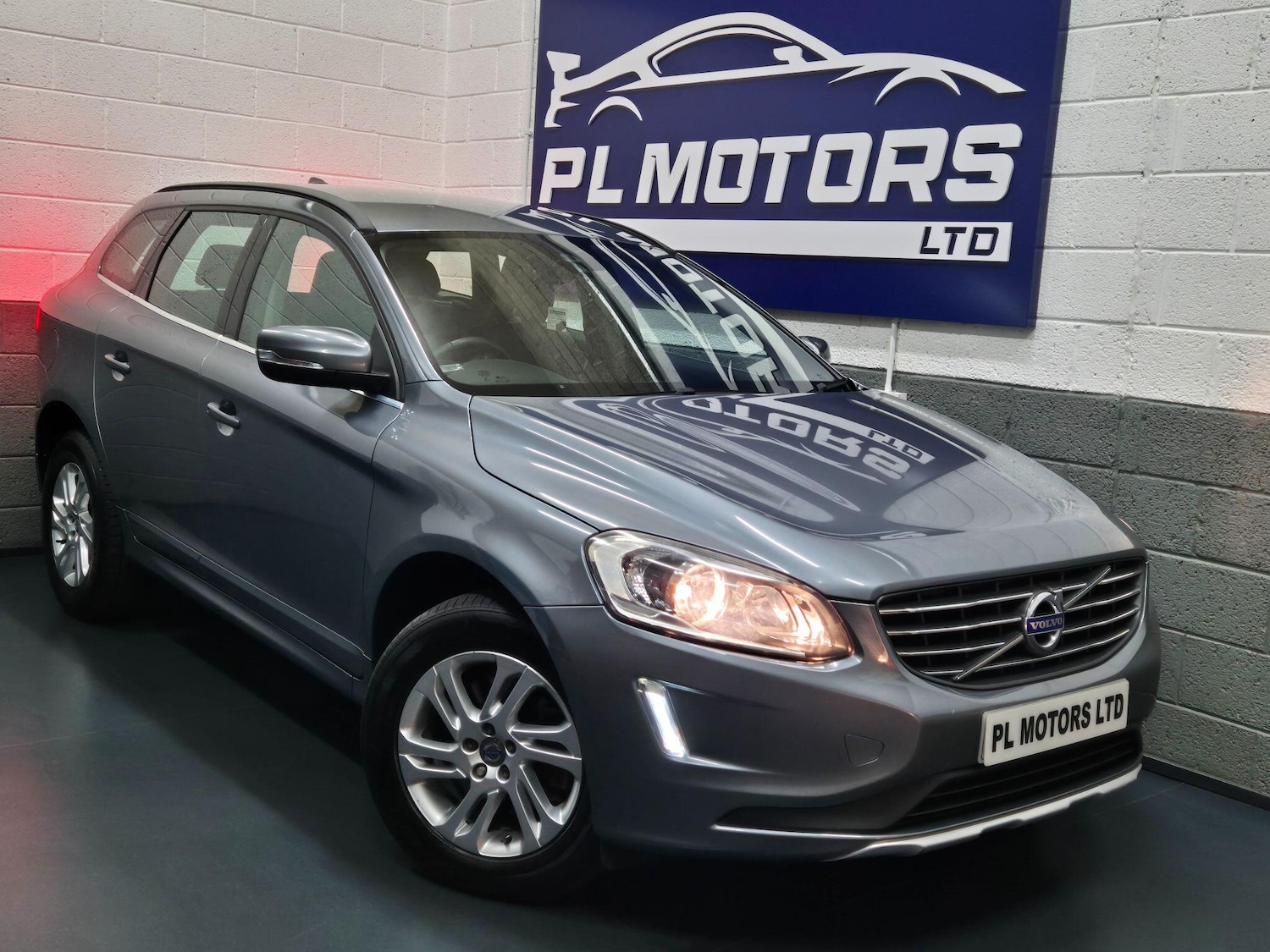 Used Volvo XC60 2016 for sale - 76727530: Photo 1