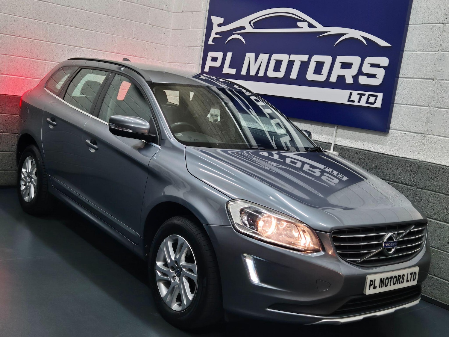 Used Volvo XC60 2016 for sale - 76727530: Photo 4
