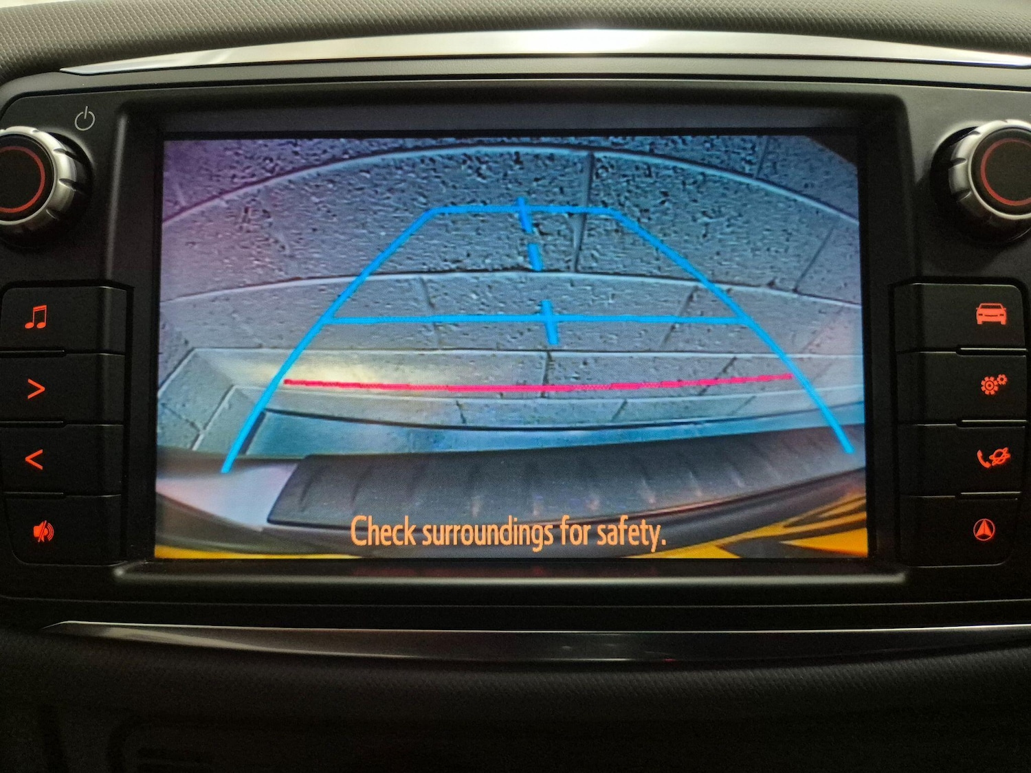 Used Toyota Yaris 2015 for sale - 76511971: Photo 19