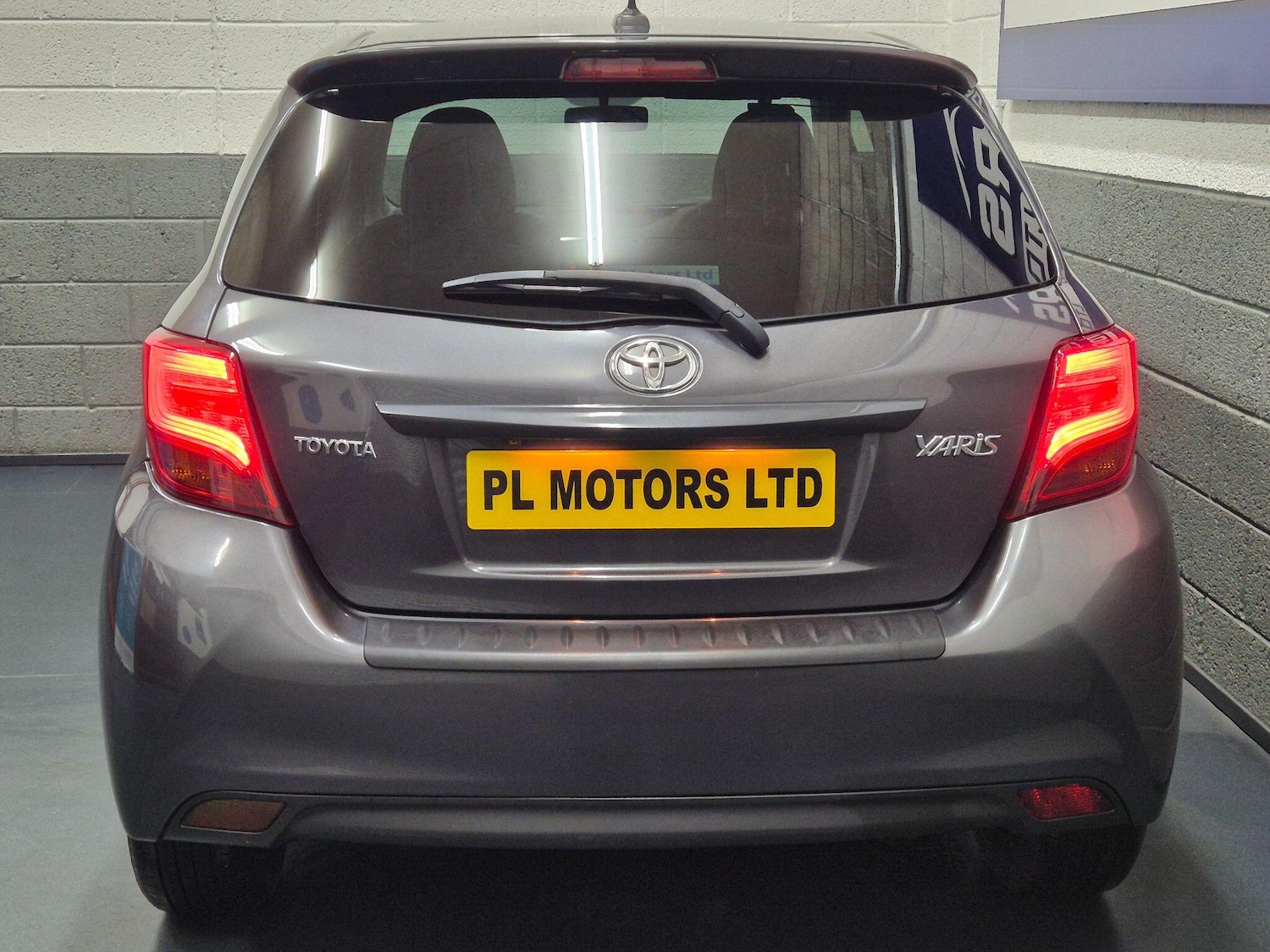 Used Toyota Yaris 2015 for sale - 76511971: Photo 6