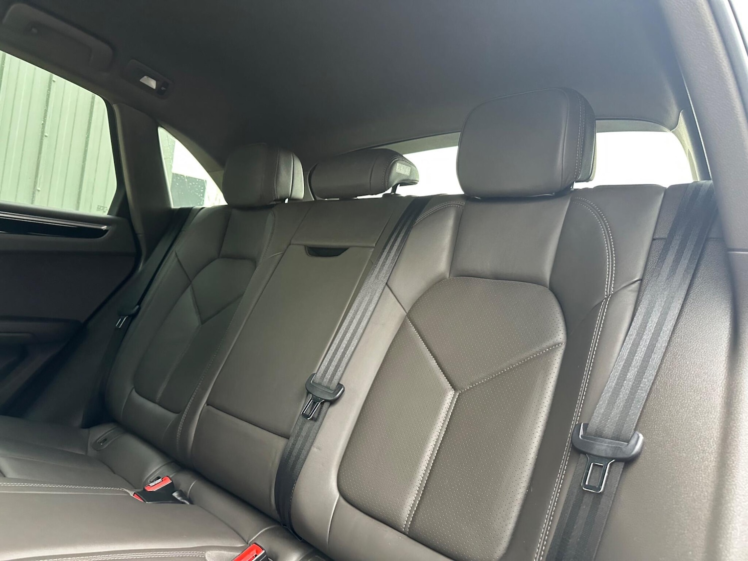 Used Porsche Macan 2021 for sale - 76415346: Photo 12