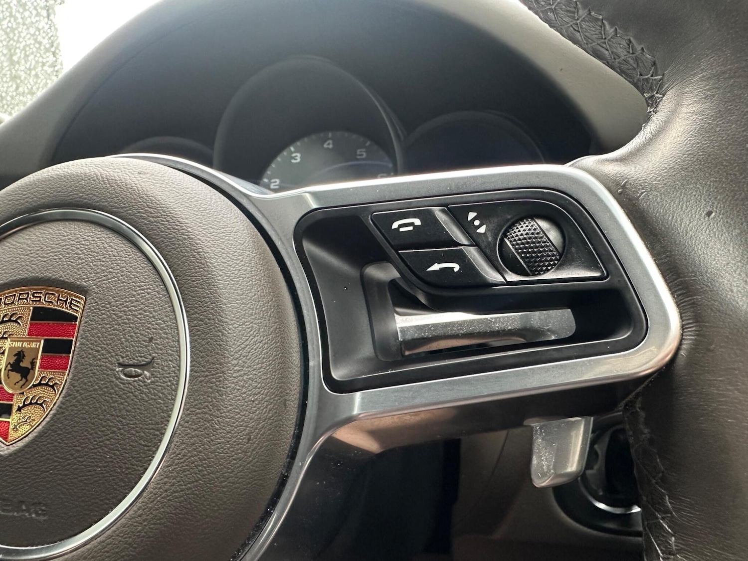 Used Porsche Macan 2021 for sale - 76415346: Photo 19