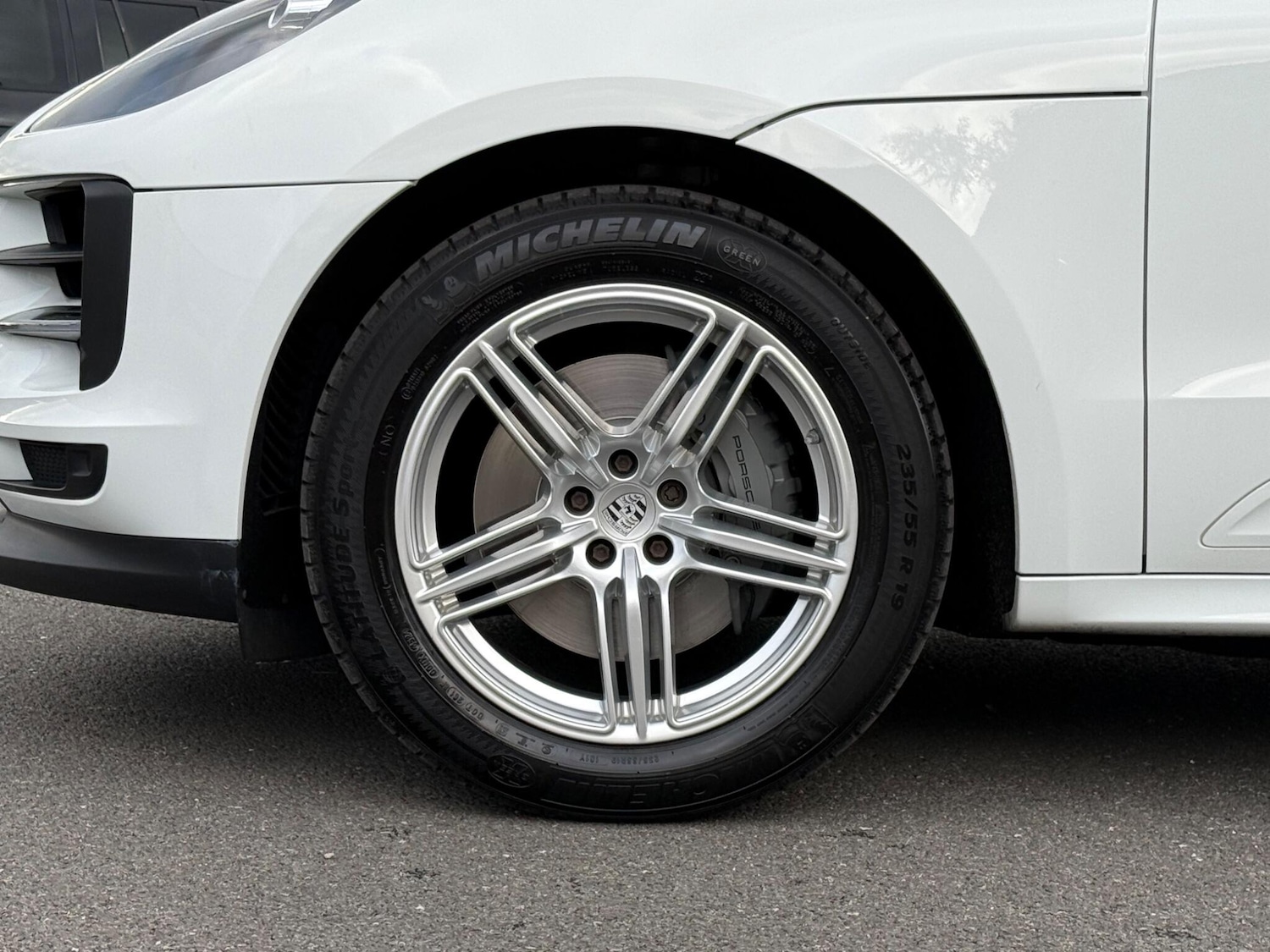 Used Porsche Macan 2021 for sale - 76415346: Photo 23