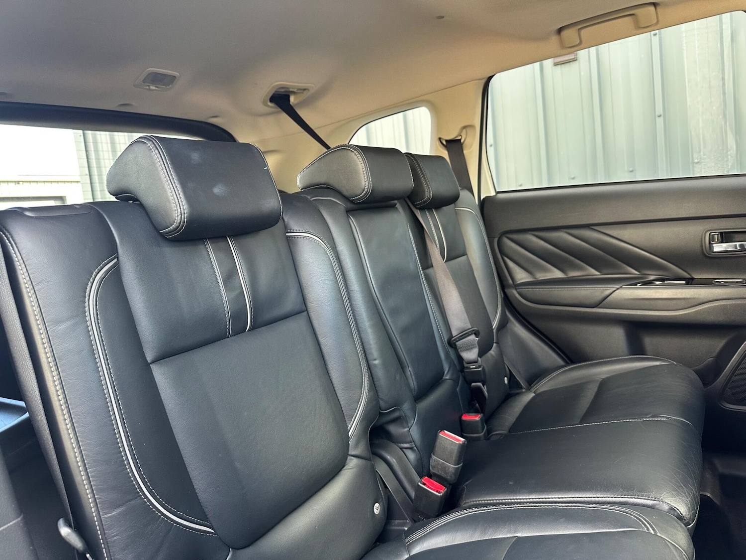 Used Mitsubishi Outlander 2017 for sale - 76415344: Photo 15