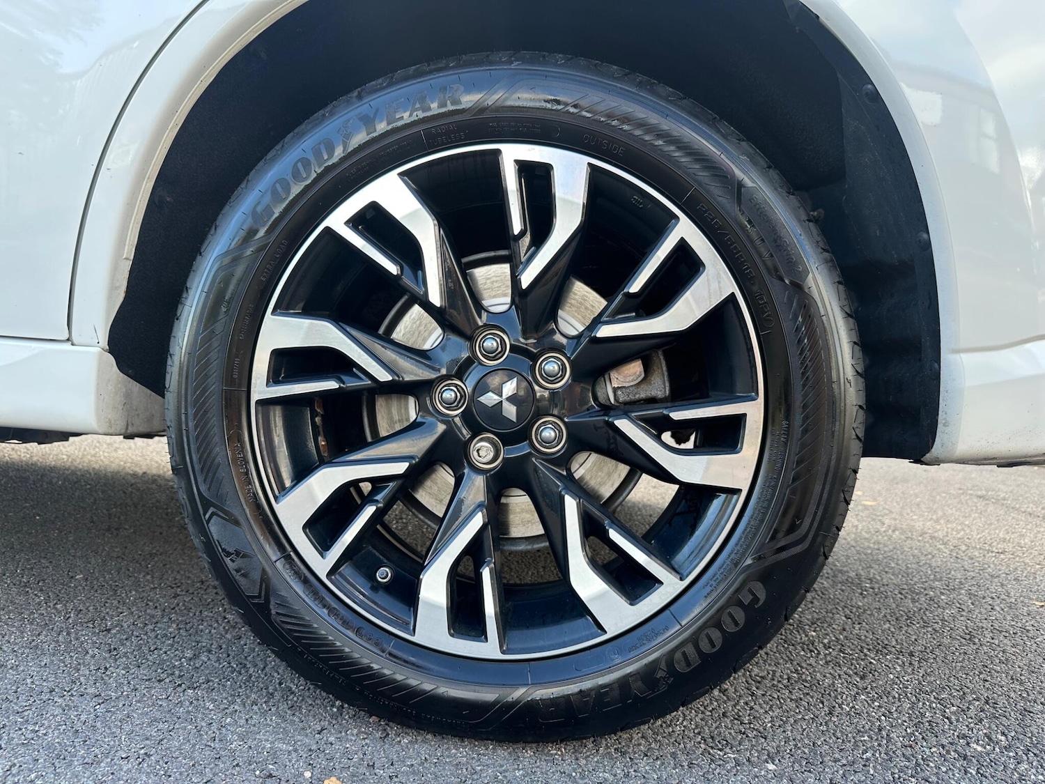 Used Mitsubishi Outlander 2017 for sale - 76415344: Photo 21