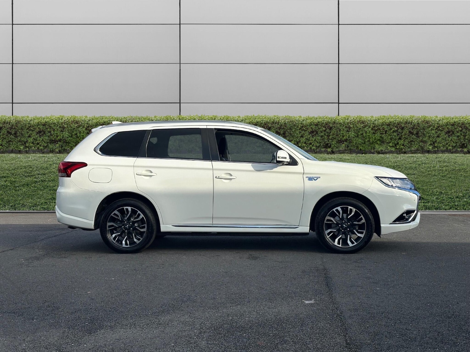 Used Mitsubishi Outlander 2017 for sale - 76415344: Photo 7