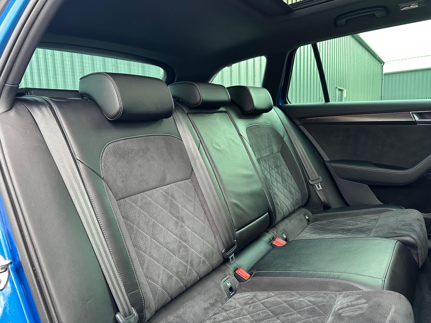 Used Skoda Superb 2019 for sale - 76415338: Photo 11