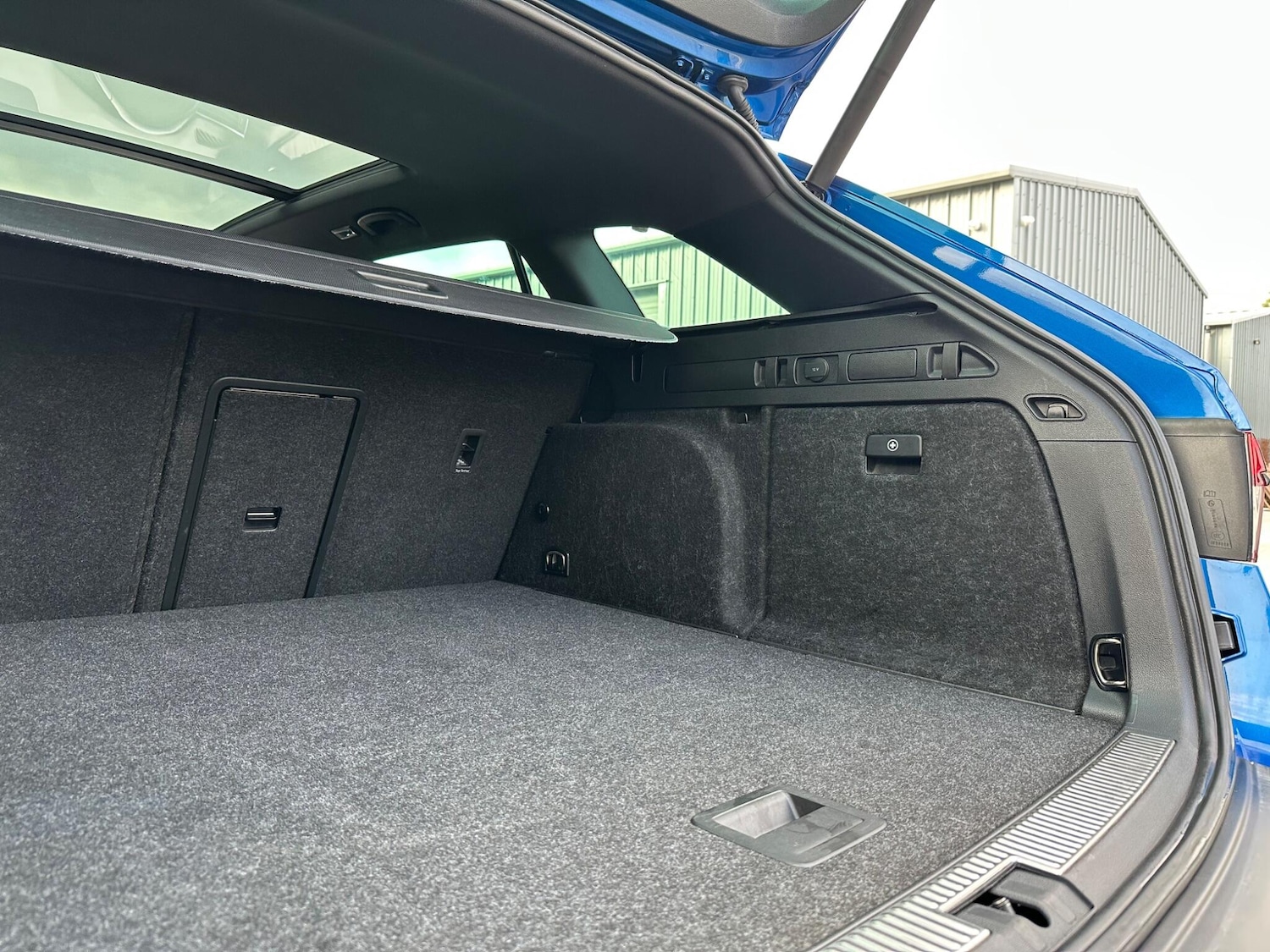 Used Skoda Superb 2019 for sale - 76415338: Photo 24