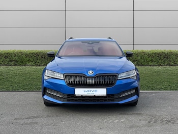 Used Skoda Superb 2019 for sale - 76415338: Photo