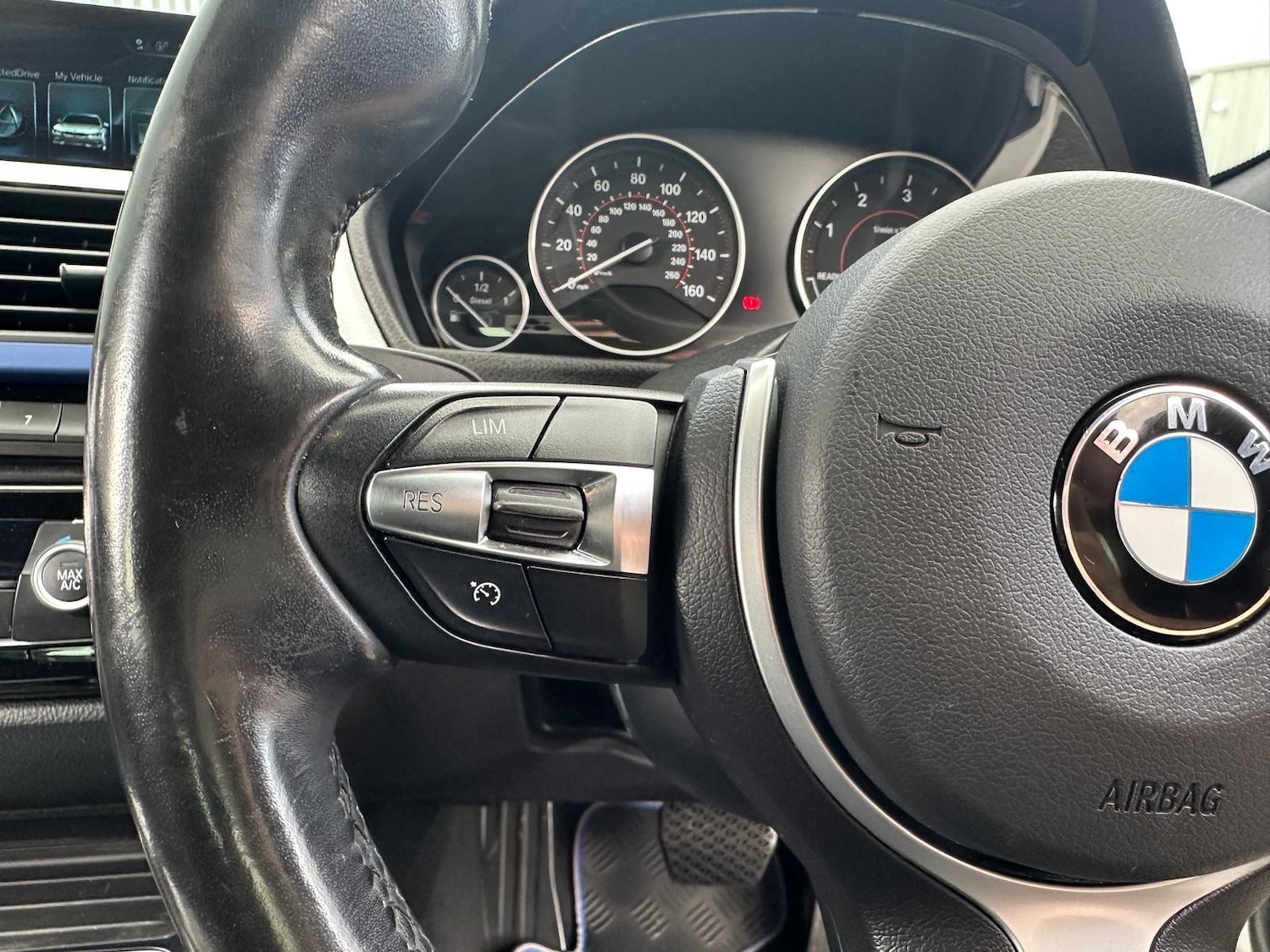 Used BMW 3 Series 2017 for sale - 76415341: Photo 20