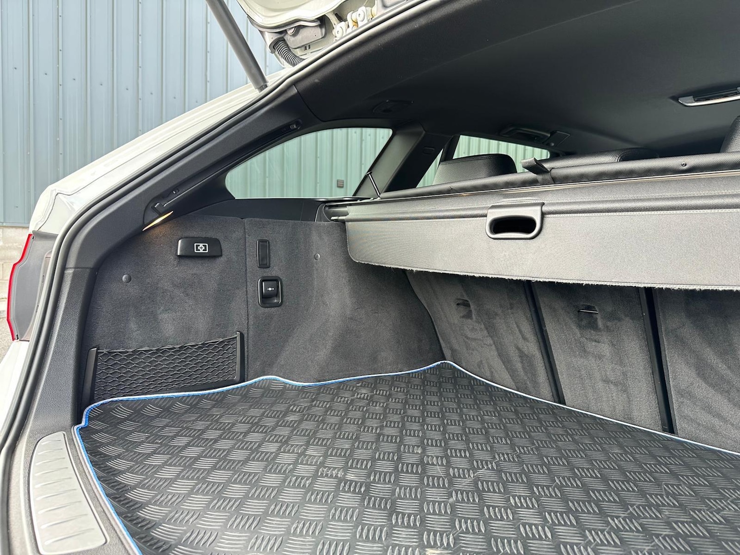 Used BMW 3 Series 2017 for sale - 76415341: Photo 31