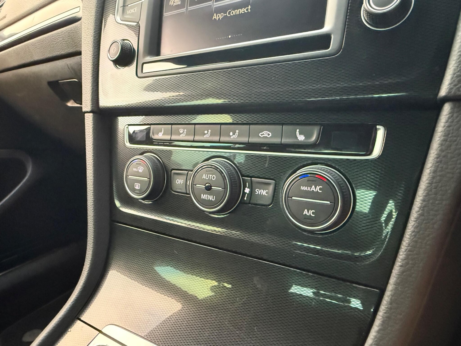 Used Volkswagen Golf 2016 for sale - 76584807: Photo 17