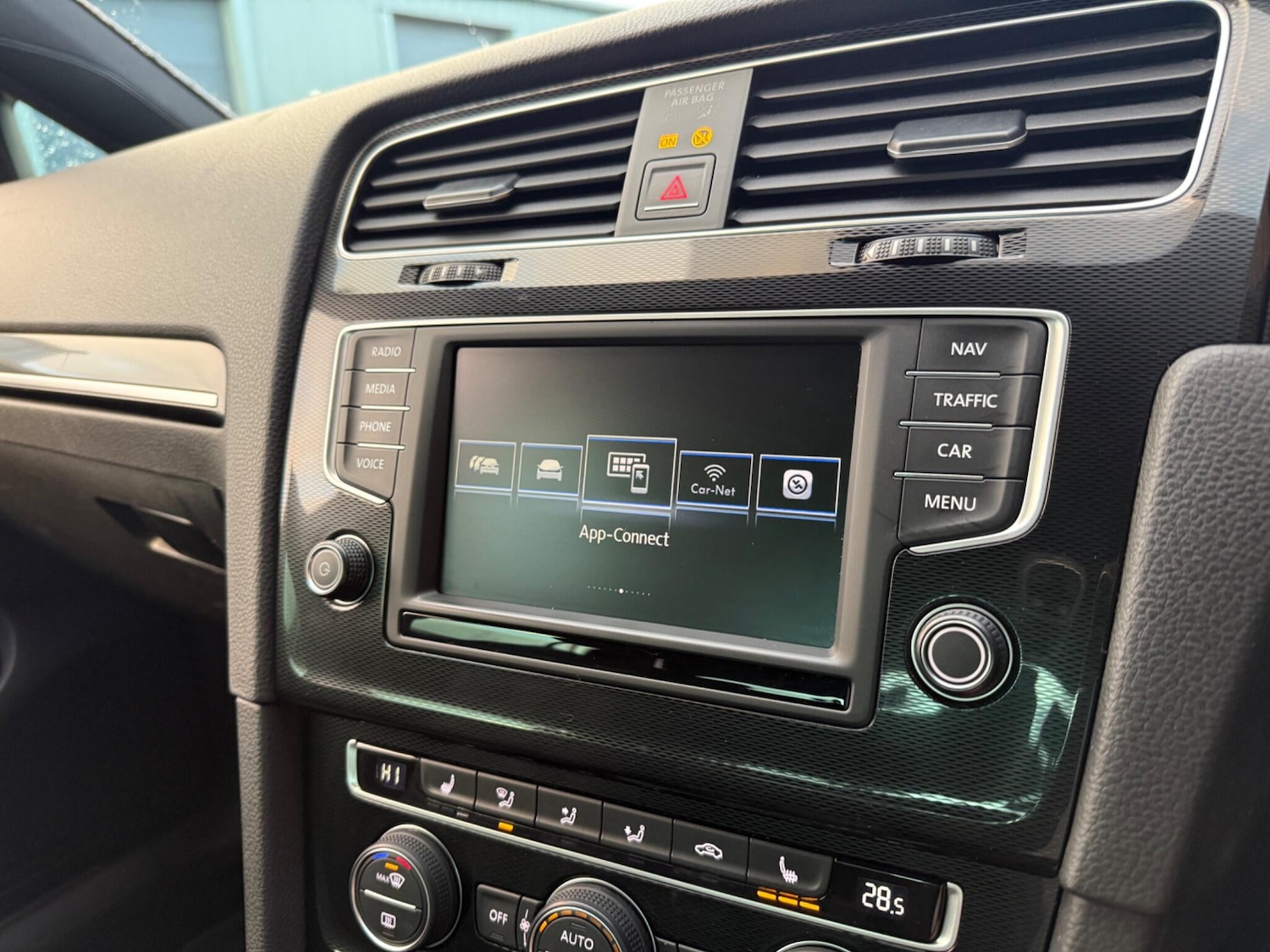 Used Volkswagen Golf 2016 for sale - 76584807: Photo 20