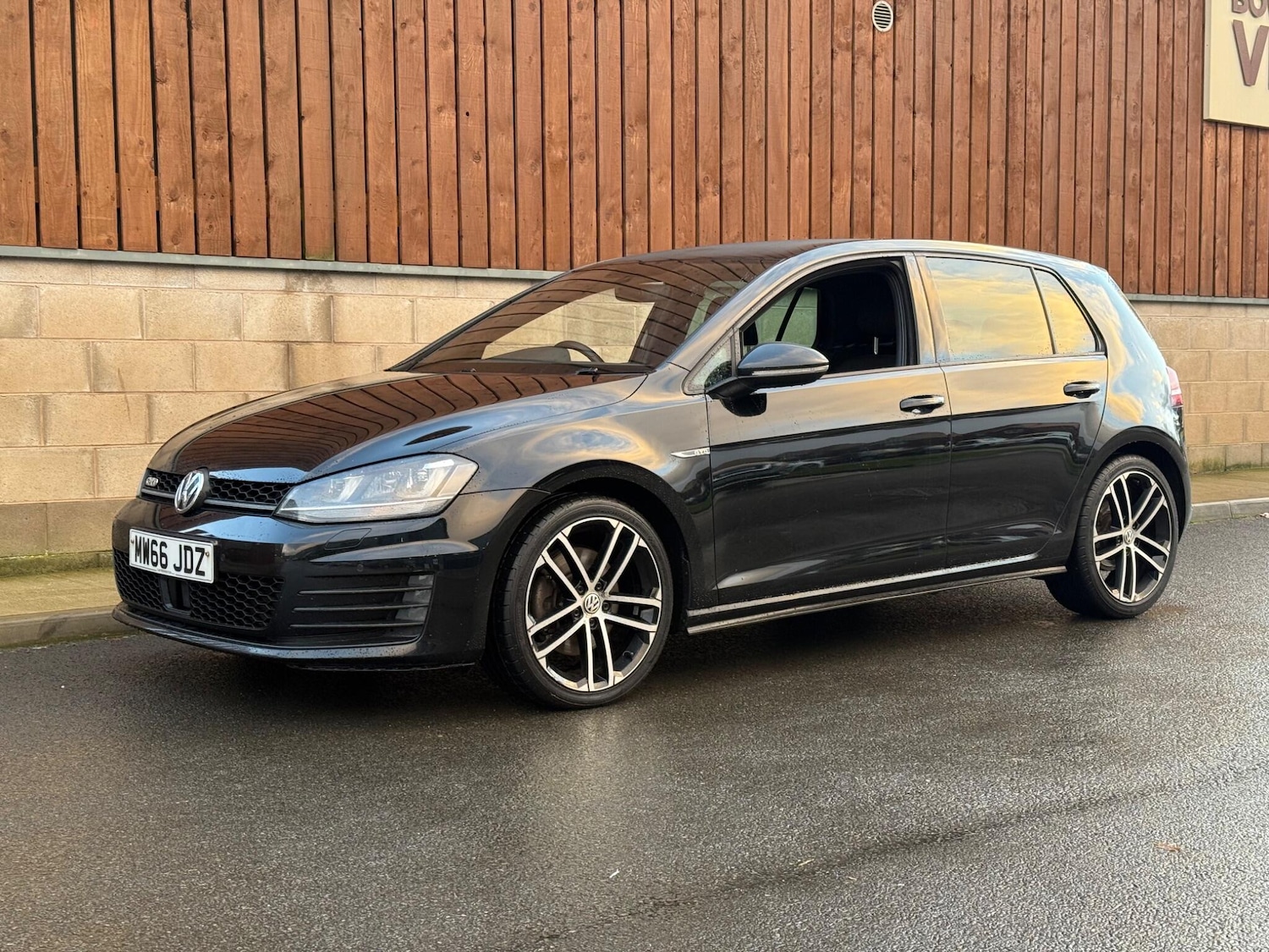 Used Volkswagen Golf 2016 for sale - 76584807: Photo 3