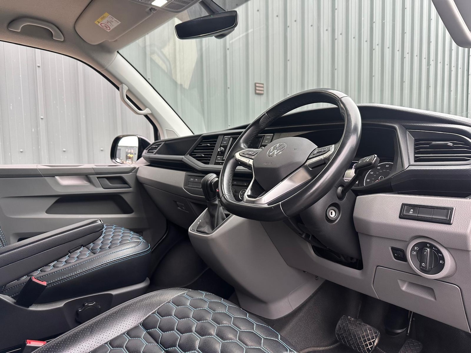 Used Volkswagen Transporter 2023 for sale - 76419176: Photo 3