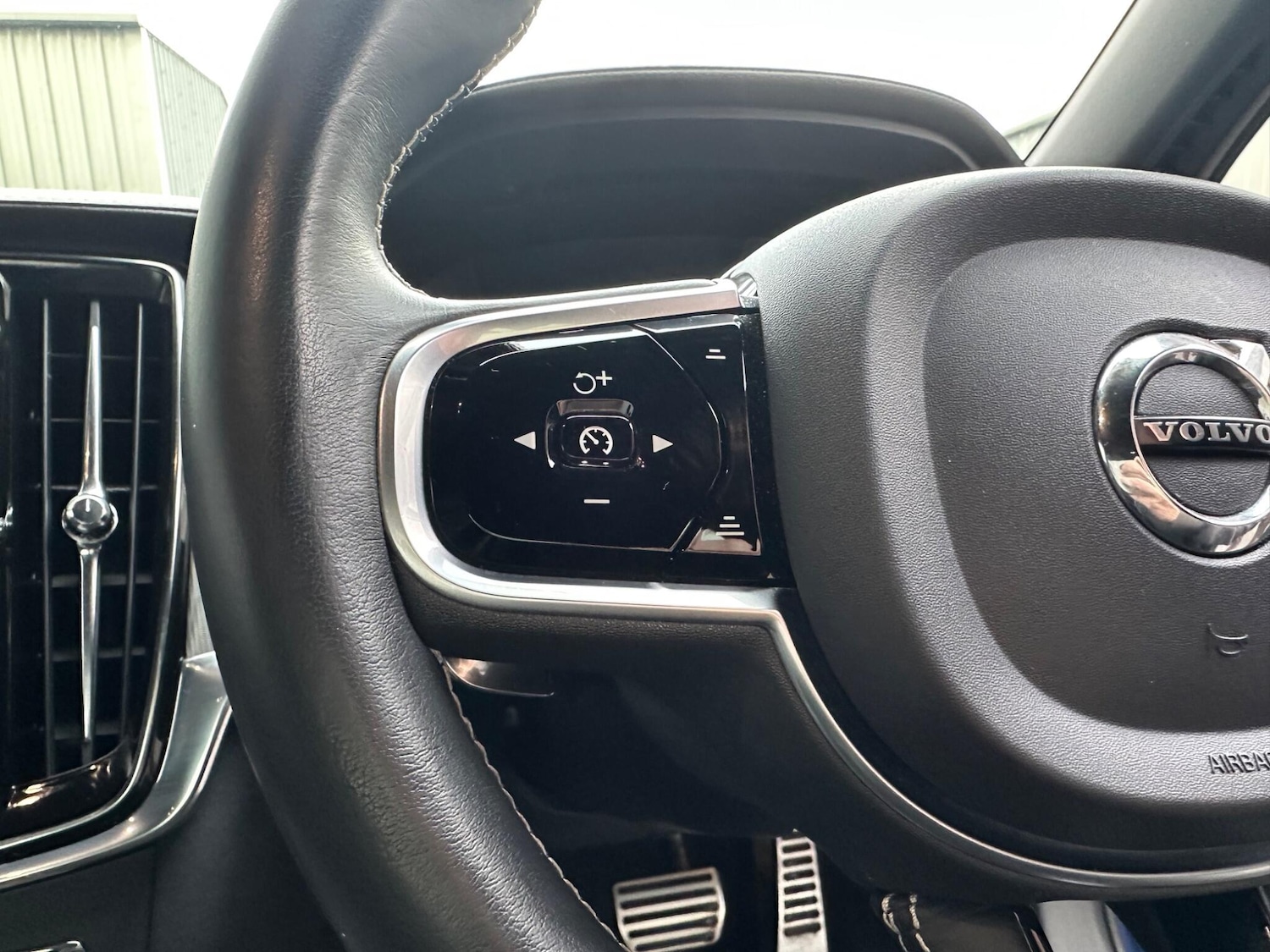 Used Volvo S90 2019 for sale - 76415347: Photo 17