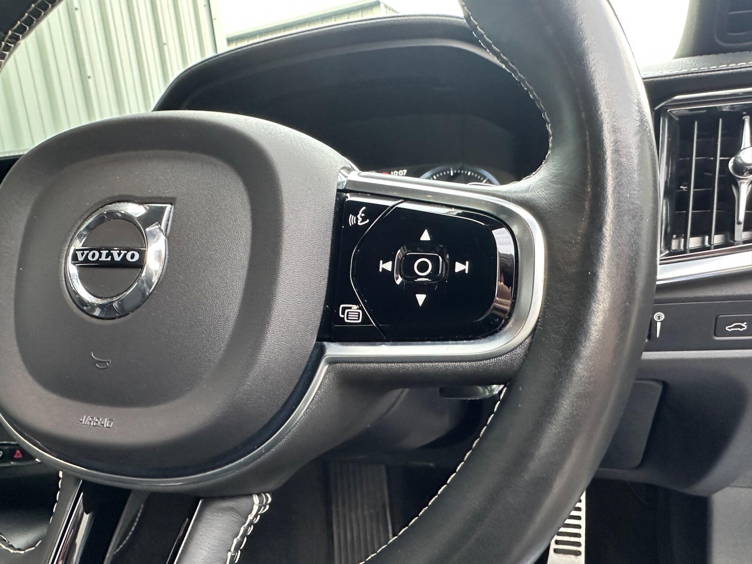 Used Volvo S90 2019 for sale - 76415347: Photo 26