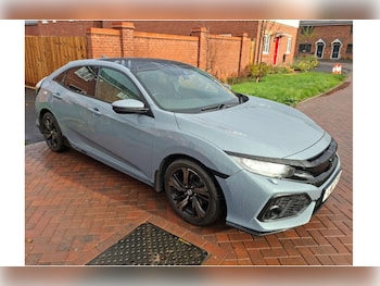 Used Honda Civic 2017 for sale - 76415349: Photo