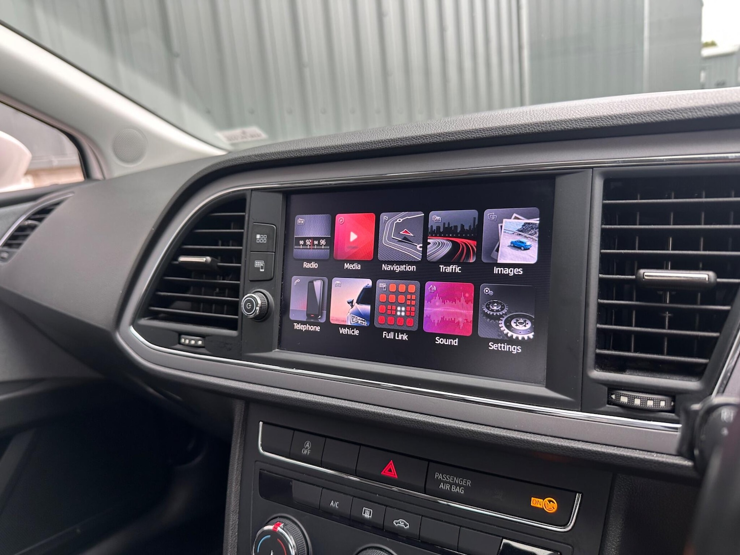 Used SEAT Leon 2018 for sale - 76415350: Photo 24