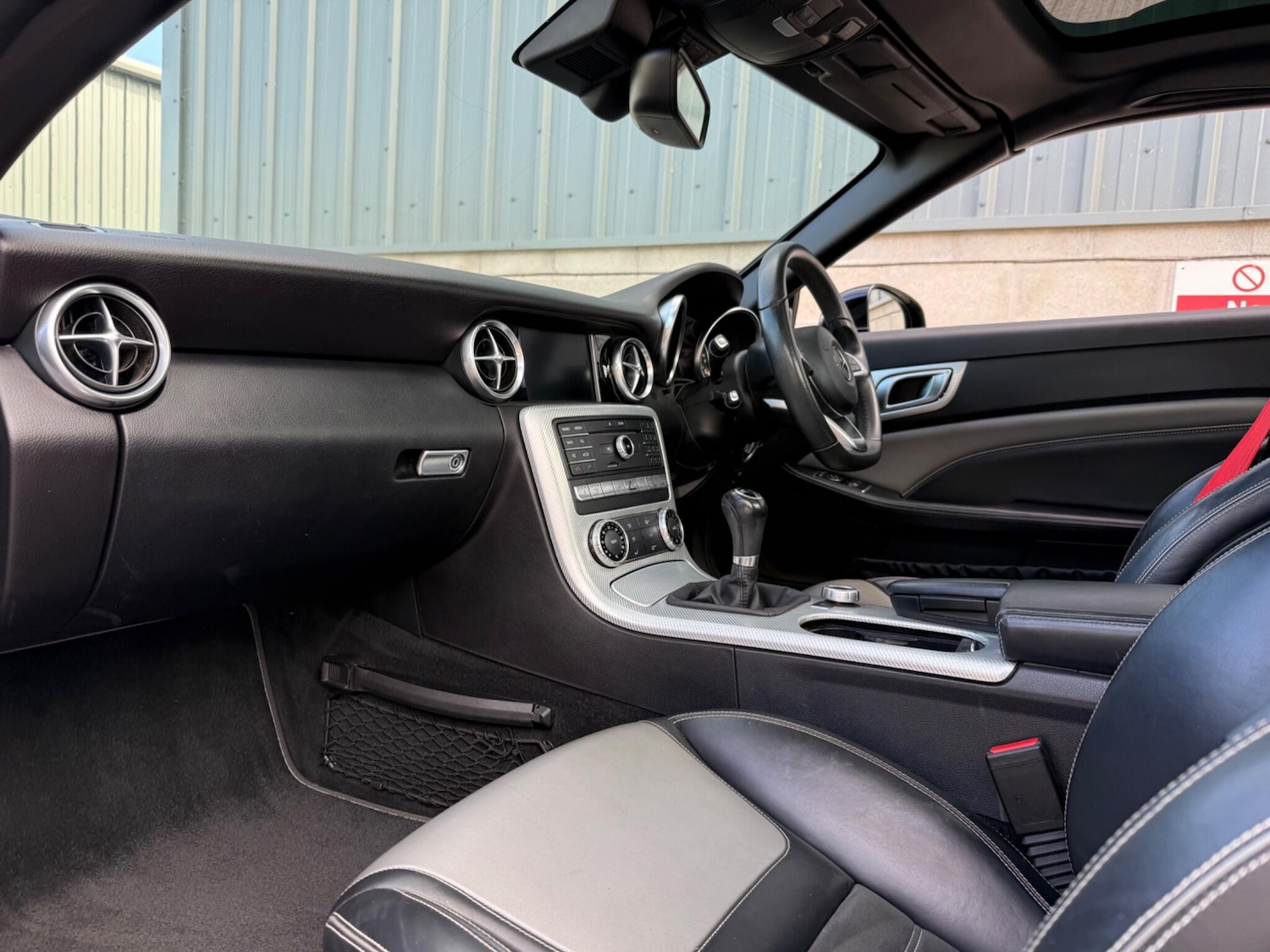 Used Mercedes-Benz SLC 2021 for sale - 76415354: Photo 12