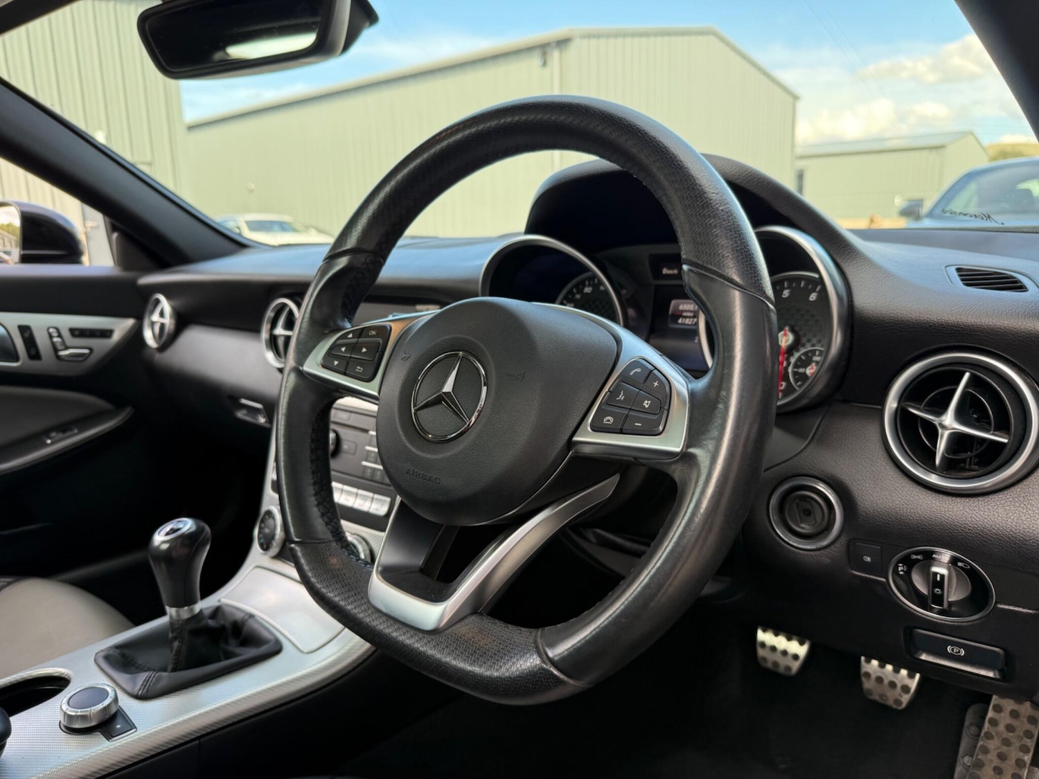 Used Mercedes-Benz SLC 2021 for sale - 76415354: Photo 27