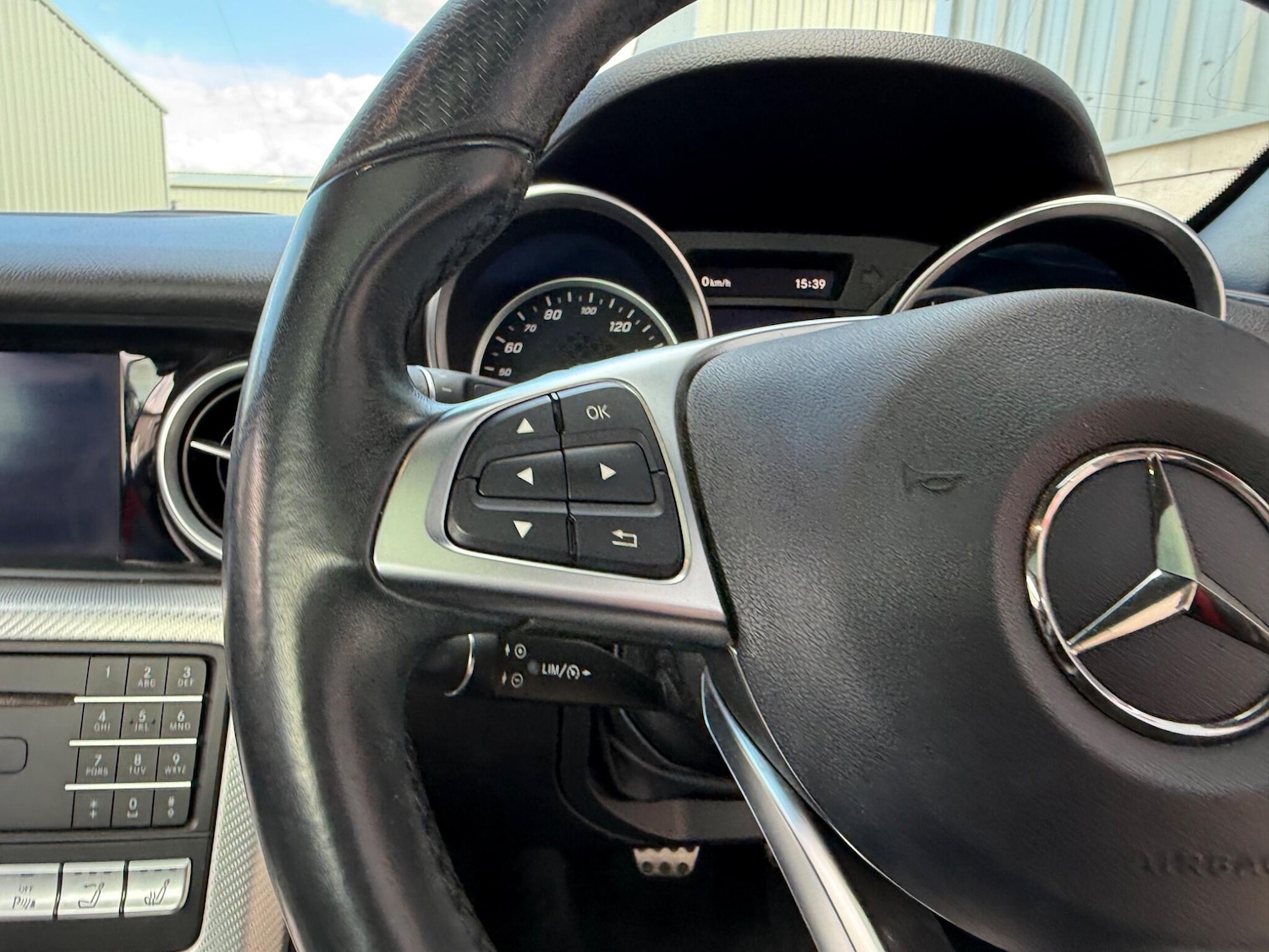 Used Mercedes-Benz SLC 2021 for sale - 76415354: Photo 31