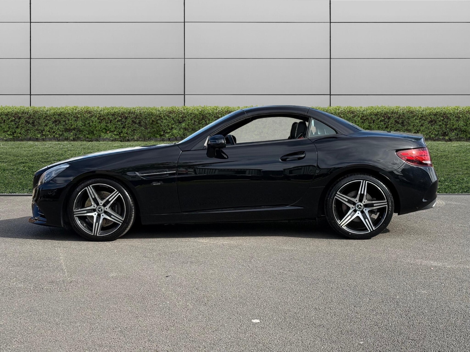 Used Mercedes-Benz SLC 2021 for sale - 76415354: Photo 6